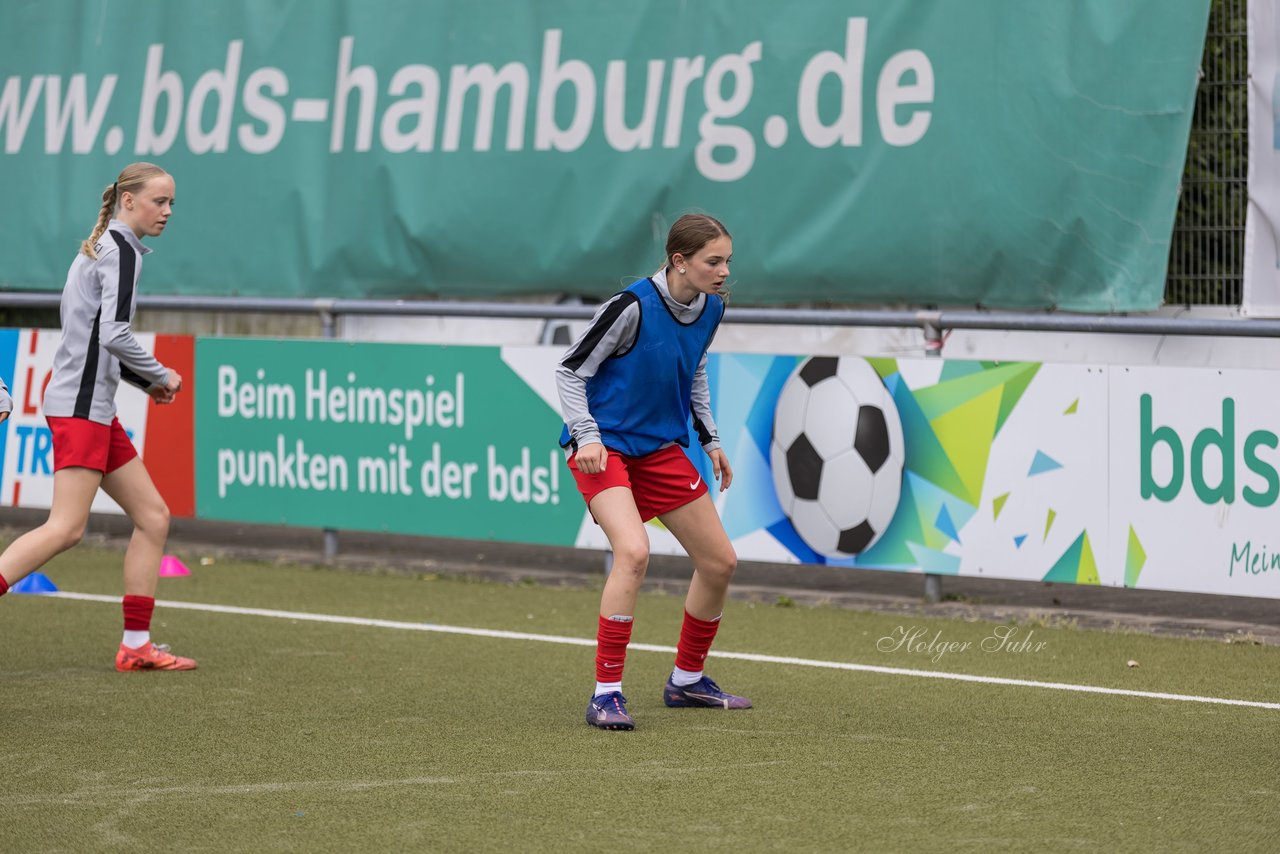 Bild 90 - wBJ Lotto Pokal Finale  Eimsbuetteler TV - Hamburger SV : Ergebnis: 0:3